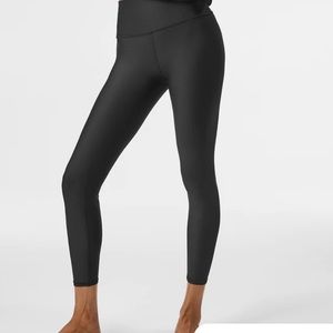 Alo Vapor High Waist Black Camo leggings NWT Large